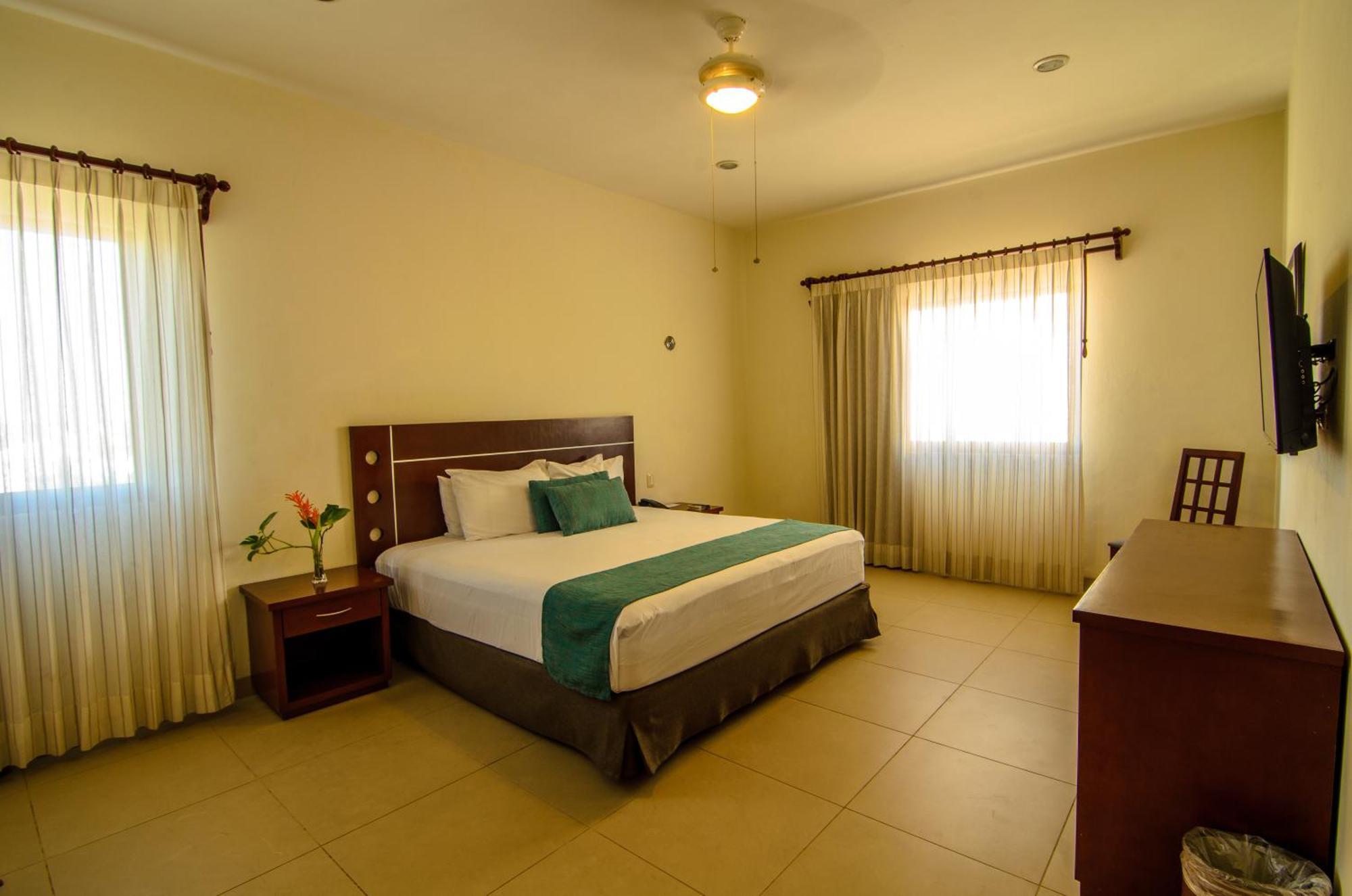 Meson De La Luna Hotel & Spa Mérida Extérieur photo